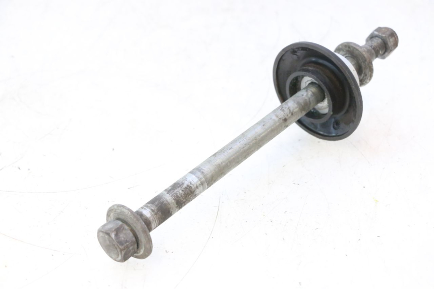 photo de REAR WHEEL AXLE MZ RT 125 (2000 - 2008) - Zoom on usage condition