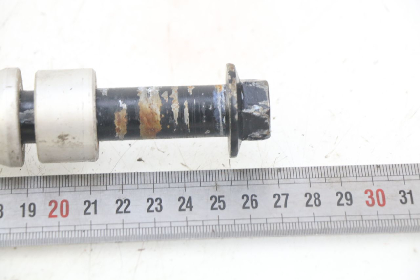 photo de REAR WHEEL AXLE GAS-GAS SM ROOKIE 50 (2001 - 2005) - Component detail