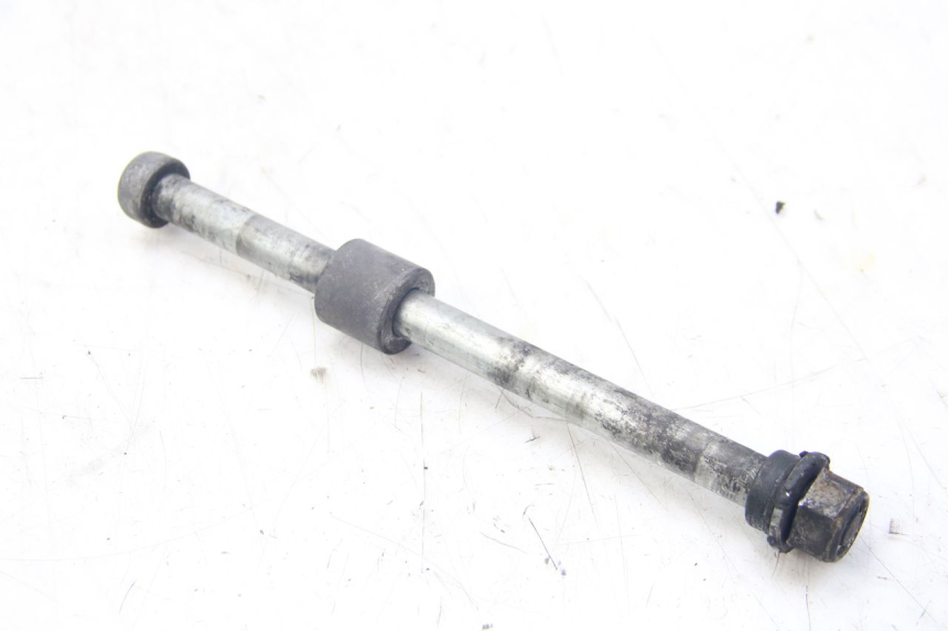 photo de REAR WHEEL AXLE YAMAHA SR 125 (1982 - 2003) - Main view