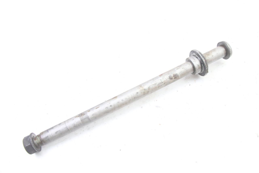 photo de REAR WHEEL AXLE HONDA ST PAN EUROPEAN 1300 (2002 - 2013) - Component detail
