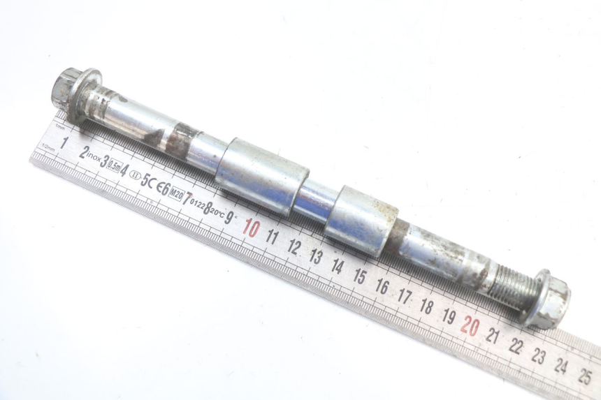 photo de REAR WHEEL AXLE MINI MX SX 125 - Component detail