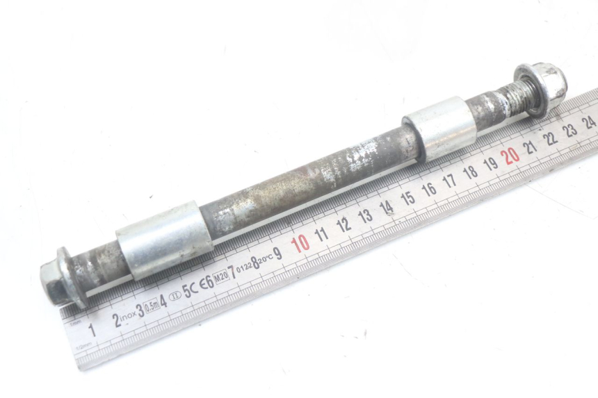 photo de REAR WHEEL AXLE NITRO MOTORS THUNDER 125 - Component detail