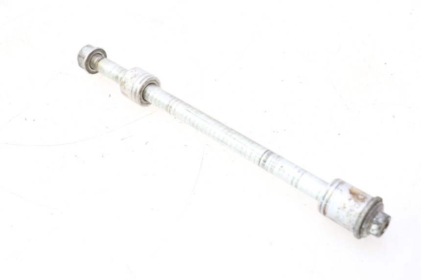 photo de REAR WHEEL AXLE HONDA XLV VARADERO 125 (2007 - 2012) - Component detail
