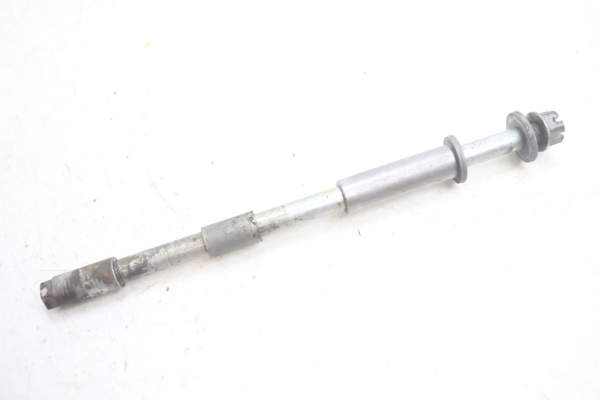 photo de REAR WHEEL AXLE YAMAHA XV VIRAGO 535 (1988 - 2004) - Main view