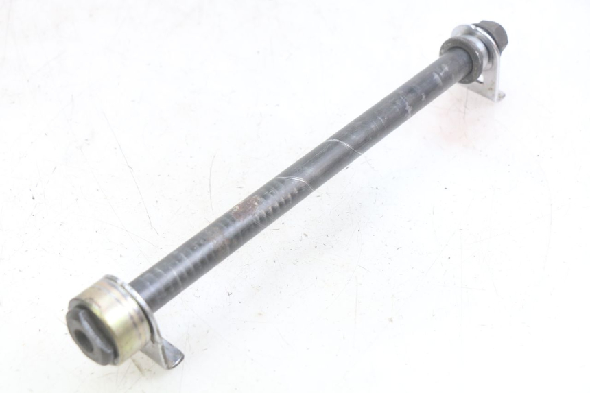 photo de REAR WHEEL AXLE YAMAHA YZF R THUNDERCAT 600 (1996 - 2003) - Main view