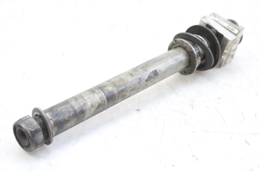 photo de REAR WHEEL AXLE YAMAHA YZF R1 1000 (2007 - 2008) - Component detail
