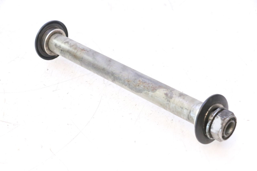 photo de REAR WHEEL AXLE YAMAHA YZF R6 600 (2008 - 2009) - Component detail