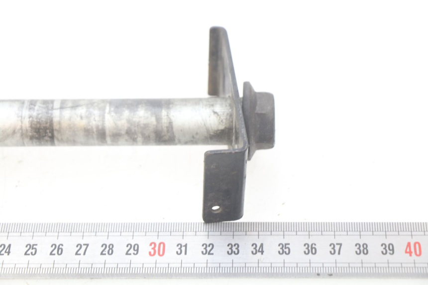 photo de REAR WHEEL AXLE KAWASAKI ZR7 ZR-7 S 750 (1999 - 2004) - Component detail