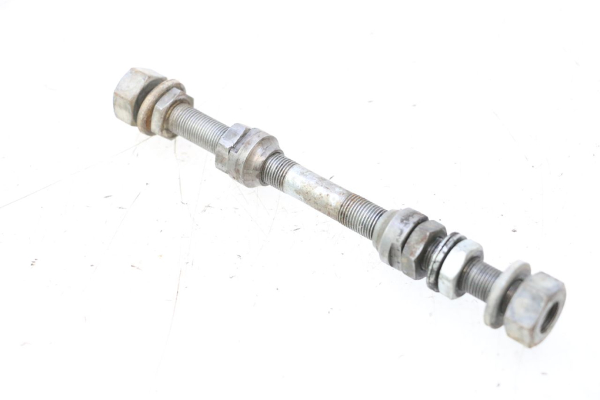 photo de FRONT WHEEL AXLE PEUGEOT 103 SPX CLIP 50 (1989 - 1992) - Alternative perspective