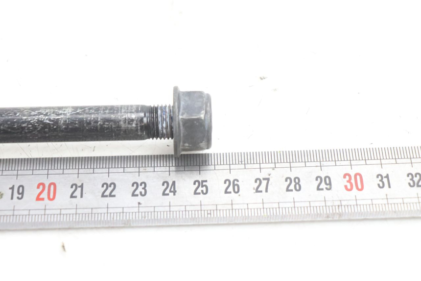 photo de FRONT WHEEL AXLE KYMCO AGILITY CITY 16P 125 (2015 - 2024) - Alternative perspective