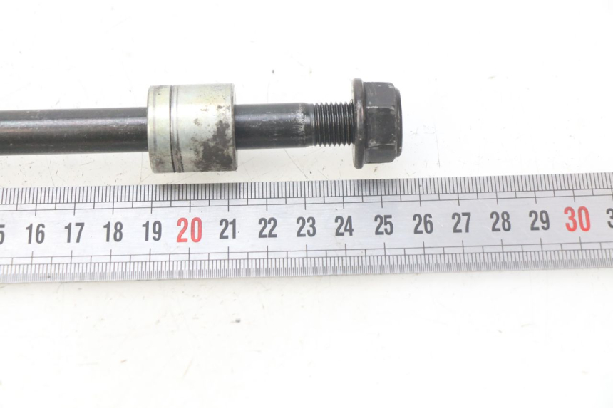 photo de FRONT WHEEL AXLE KYMCO AGILITY CITY 2T 50 (2008 - 2016) - Component detail