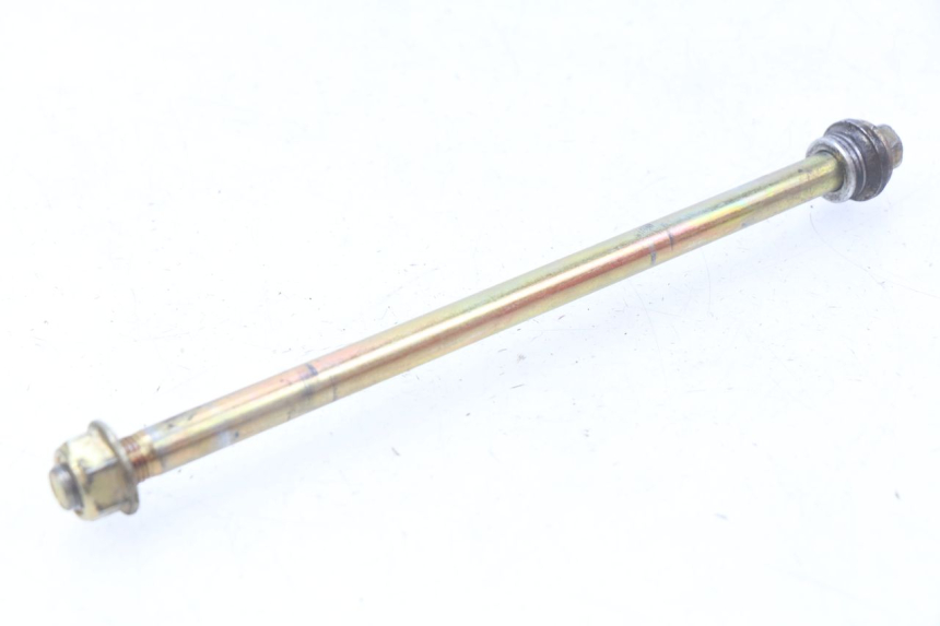photo de FRONT WHEEL AXLE KYMCO AGILITY RS 2T 50 (2009 - 2013) - Technical close-up