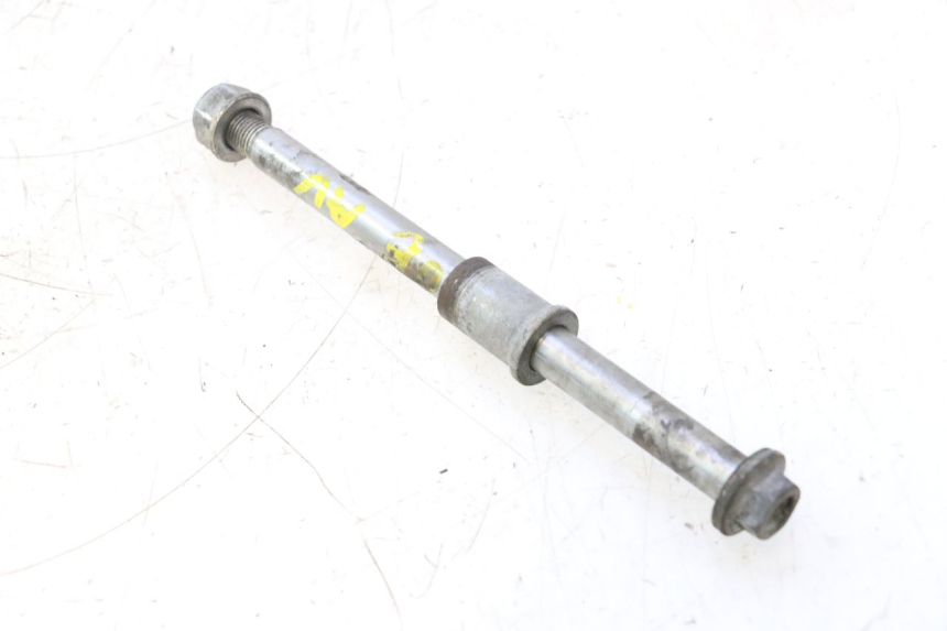 photo de FRONT WHEEL AXLE HONDA CB TWO FIFTY 250 (1991 - 2002) - Component detail