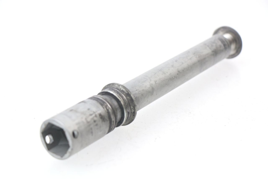 photo de FRONT WHEEL AXLE HONDA CBR 929 RR FIREBLADE 900 (2000 - 2001) - Product overview