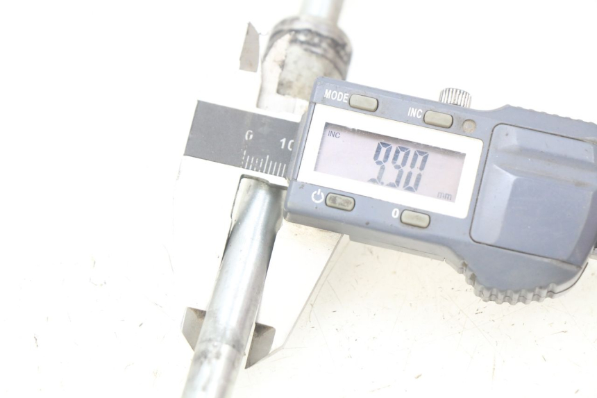 photo de FRONT WHEEL AXLE TNT MOTOR CITY 50 (2007 - 2018) - Alternative perspective