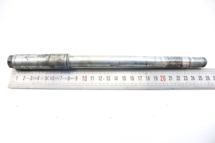 photo de FRONT WHEEL AXLE SYM CITYCOM CITY COM 125 (2009 - 2014) - Alternative perspective