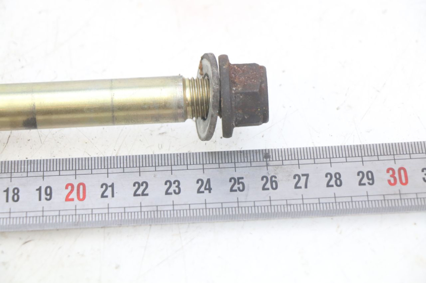 photo de FRONT WHEEL AXLE PEUGEOT CITYSTAR AIR 125 (2014 - 2017) - Component detail