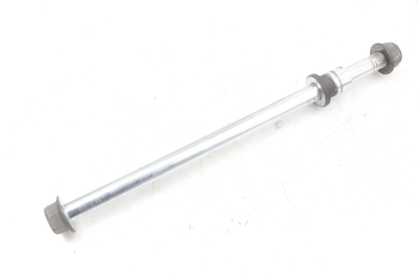 photo de FRONT WHEEL AXLE YAMAHA CYGNUS X 125 (2004 - 2007) - Main view