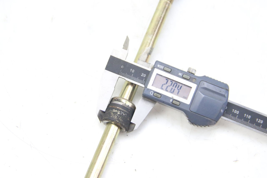 photo de FRONT WHEEL AXLE LONGJIA DIGITA 4T 50 (2019 - 2022) - Fixing points details