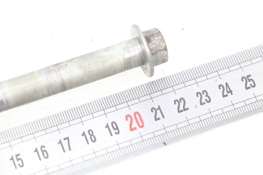 photo de FRONT WHEEL AXLE LONCIN DIRT BIKE 125 - Component detail