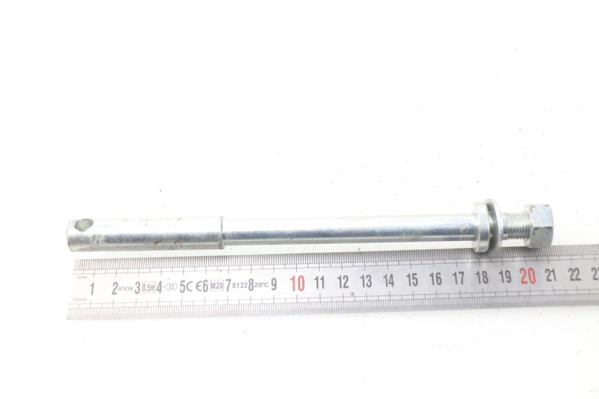 photo de FRONT WHEEL AXLE DERBI DIRT BOY 4T 50 - Product overview