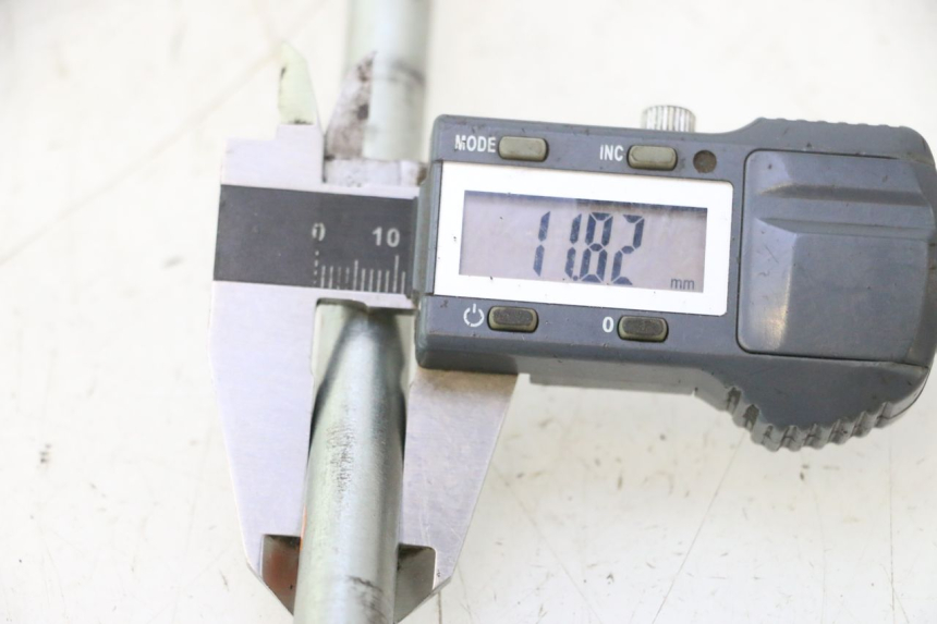 photo de FRONT WHEEL AXLE MASH DIRT TRACK 50 (2018 - 2020) - Component detail