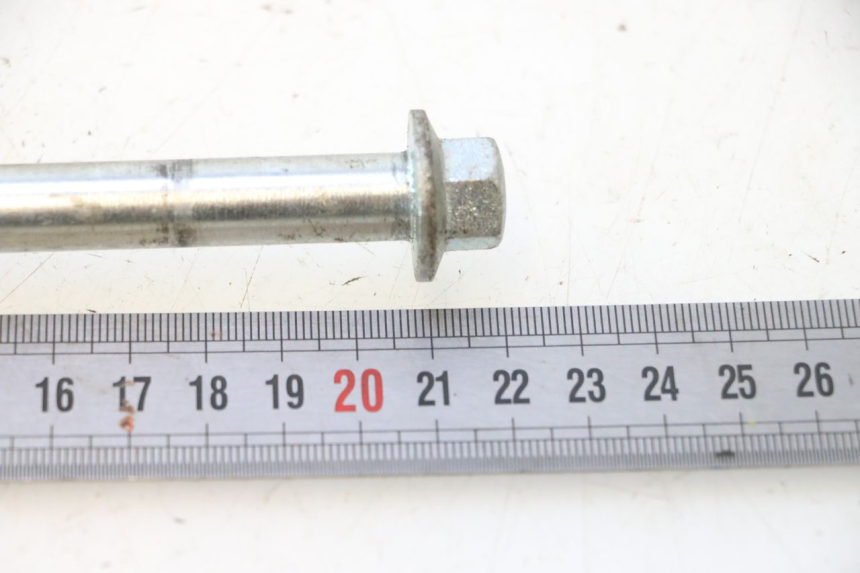 photo de FRONT WHEEL AXLE MASH DIRT TRACK 50 (2018 - 2020) - Zoom on usage condition