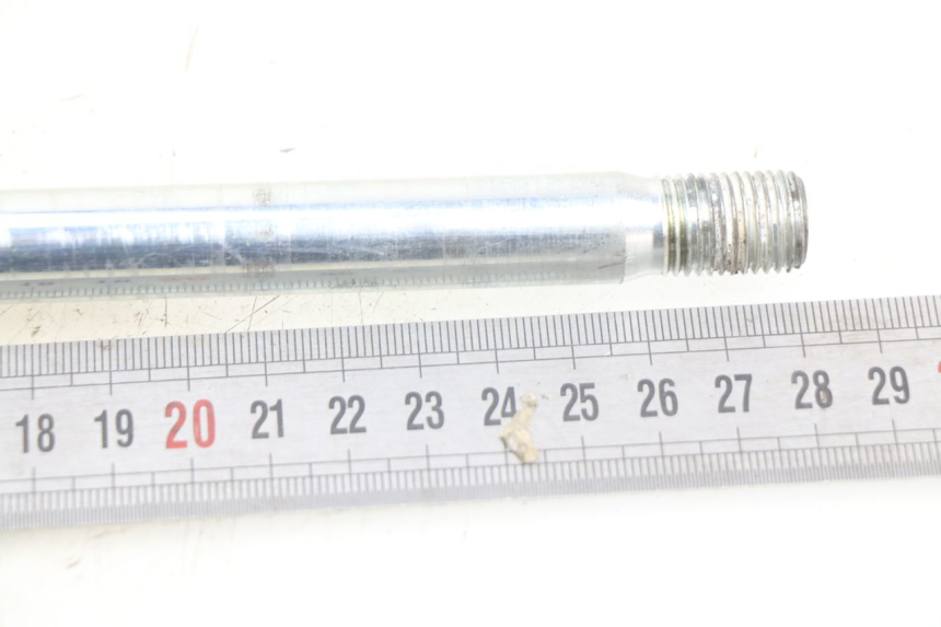 photo de FRONT WHEEL AXLE KYMCO DOWNTOWN ABS 125 (2015 - 2017) - Alternative perspective