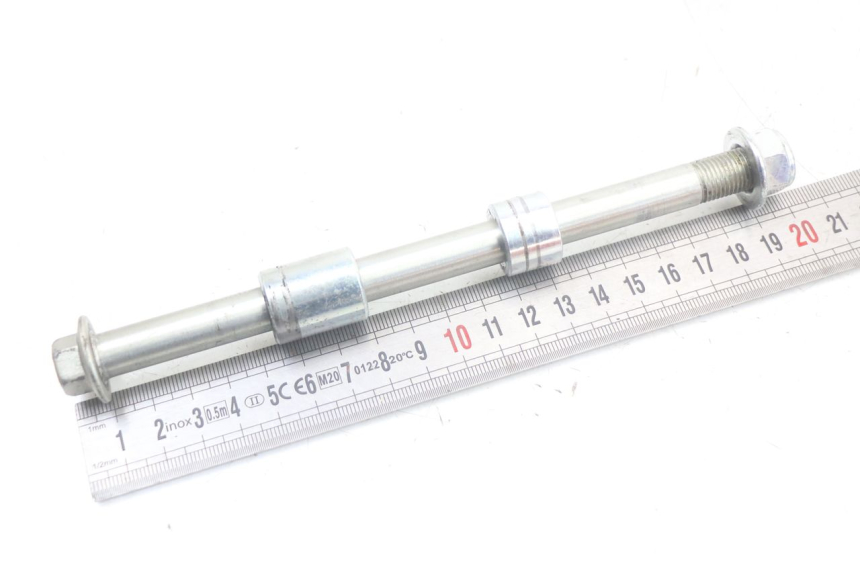 photo de FRONT WHEEL AXLE WAYSCRAL E-START 1 (2018 - 2022) - Zoom on usage condition