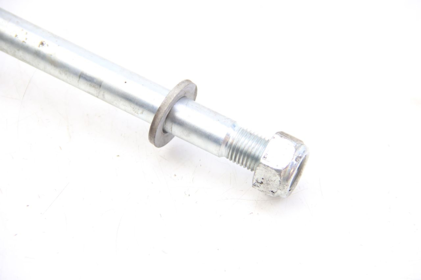 photo de FRONT WHEEL AXLE PEUGEOT E-VIVACITY 1 (2012 - 2018) - Technical close-up