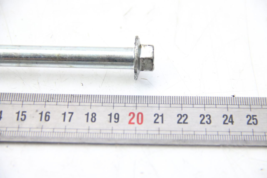 photo de FRONT WHEEL AXLE JM MOTORS EVOLIS 4T 50 (2018 - 2022) - Product overview