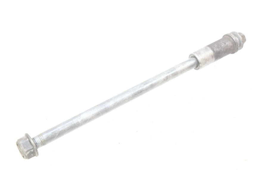 photo de FRONT WHEEL AXLE HONDA FES PANTHEON 2T 125 (1998 - 2002) - Main view