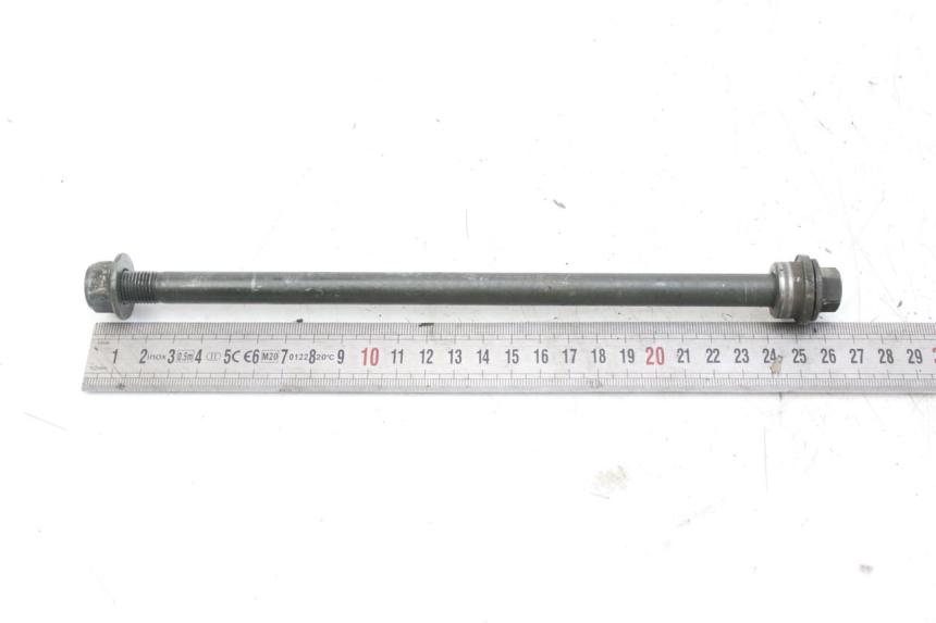 photo de FRONT WHEEL AXLE SYM FIDDLE 2 50 (2008 - 2013) - Technical close-up