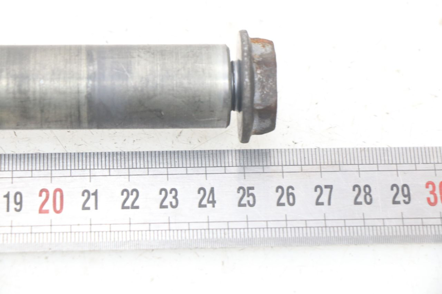 photo de FRONT WHEEL AXLE YAMAHA FJR ABS 1300 (2006 - 2012) - Component detail