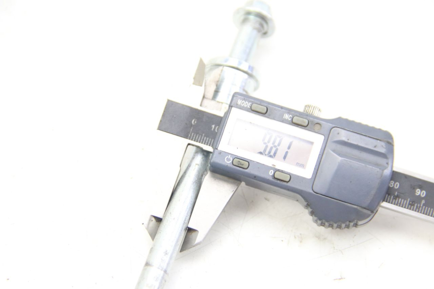 photo de FRONT WHEEL AXLE JM MOTORS GT LINE 4T 50 (2021 - 2023) - Component detail