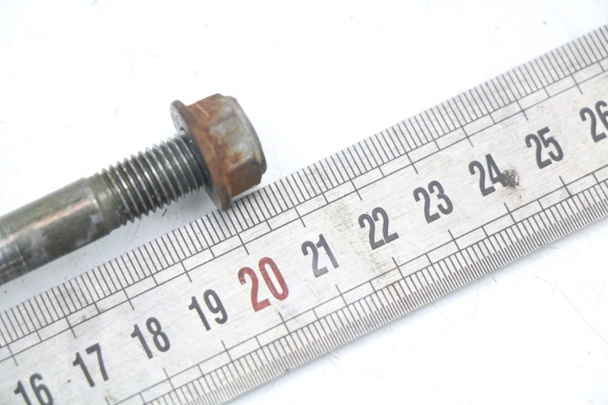 photo de FRONT WHEEL AXLE EUROCKA GTR 50 (2007 - 2017) - Zoom on usage condition