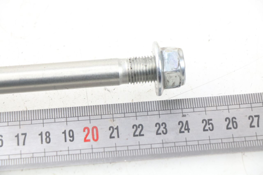 photo de FRONT WHEEL AXLE PEUGEOT KISBEE 4T 50 (2018 - 2022) - Component detail