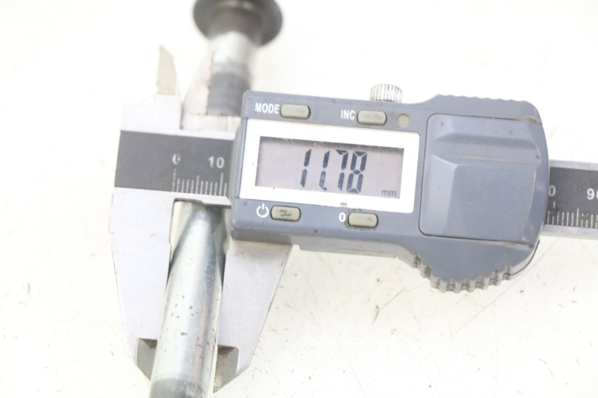 photo de FRONT WHEEL AXLE ORCAL KITE 4T 50 (2019 - 2023) - Component detail