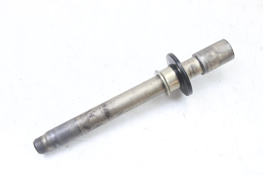 photo de FRONT WHEEL AXLE KAWASAKI KX F KXF 450 (2009 - 2011) - Zoom on usage condition