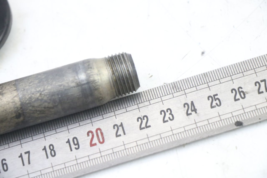 photo de FRONT WHEEL AXLE KAWASAKI KX F KXF 450 (2009 - 2011) - Product overview