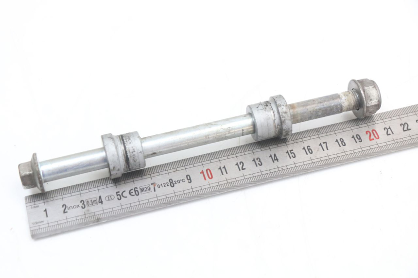 photo de FRONT WHEEL AXLE HONDA PCX (JF28) 125 (2009 - 2011) - Component detail