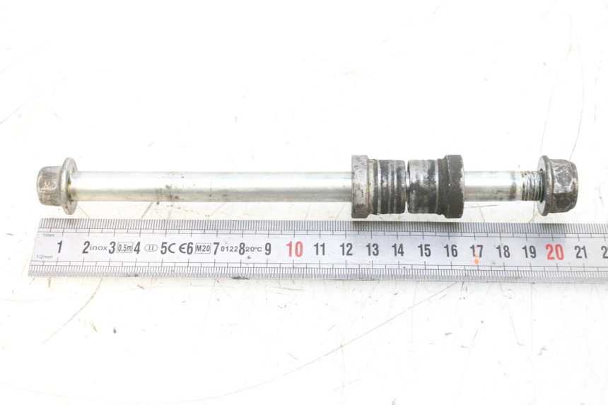 photo de FRONT WHEEL AXLE HONDA PCX (JF57/JF64) 125 (2014 - 2018) - Component detail