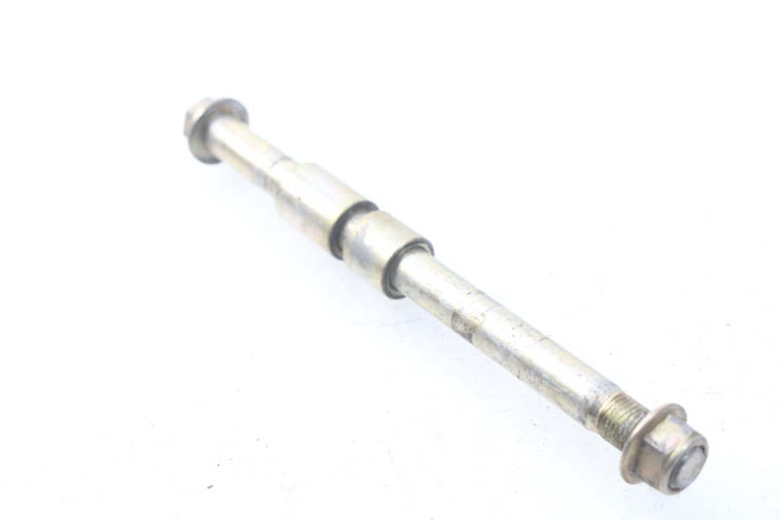 photo de FRONT WHEEL AXLE APOLLO RFZ 150 - Technical close-up
