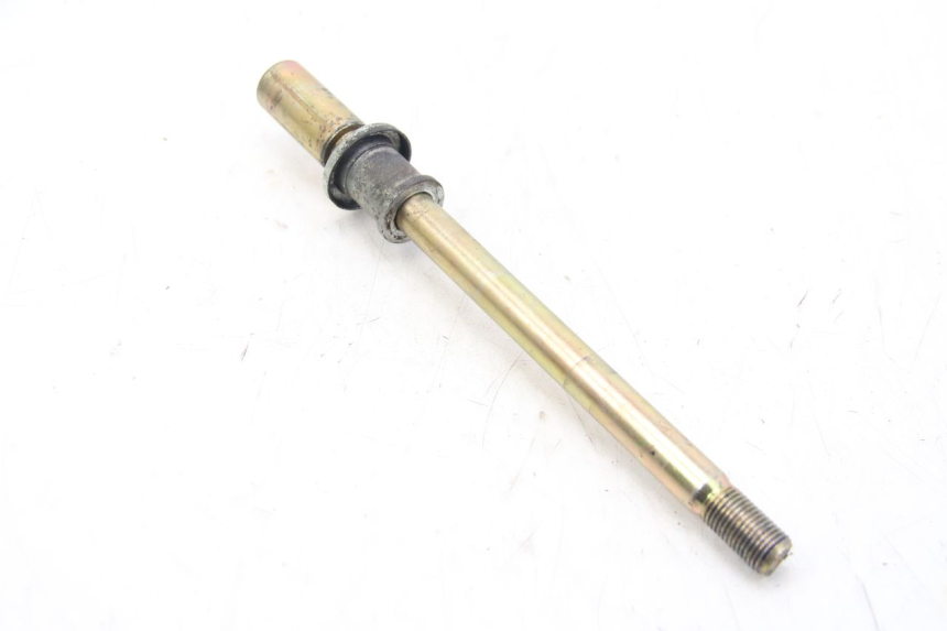 photo de FRONT WHEEL AXLE HYOSUNG RT KARION 125 (2003 - 2007) - Component detail