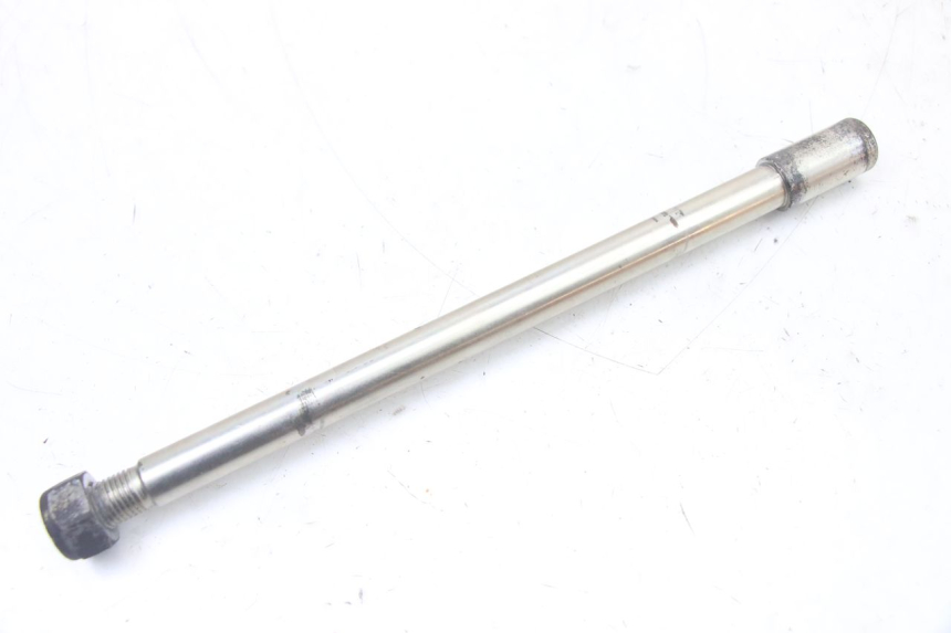 photo de FRONT WHEEL AXLE PEUGEOT SATELIS 125 (2013 - 2018) - Main view