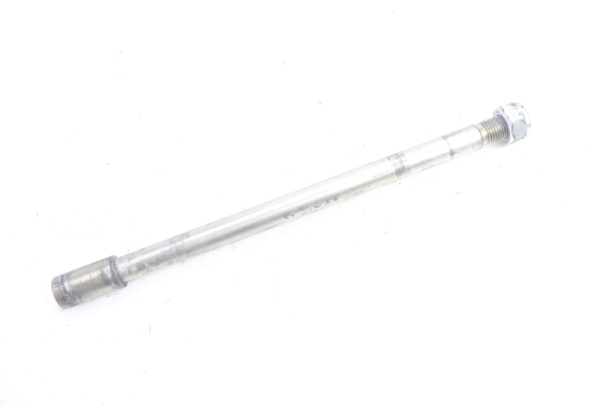 photo de FRONT WHEEL AXLE PEUGEOT SATELIS 125 (2006 - 2009) - Main view