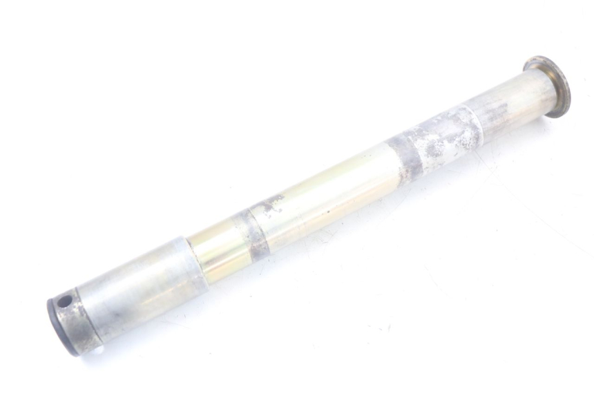 photo de FRONT WHEEL AXLE TRIUMPH SPEED TRIPLE T301 900 (1994 - 1996) - Main view