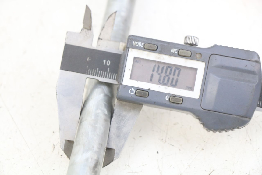 photo de FRONT WHEEL AXLE PEUGEOT SPEEDFIGHT 3 AIR 50 (2009 - 2015) - Component detail