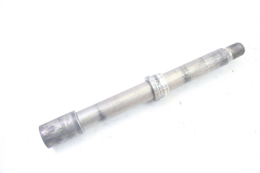 photo de FRONT WHEEL AXLE YAMAHA TDM ABS 900 (2002 - 2014) - Main view