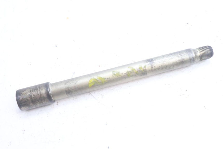 photo de FRONT WHEEL AXLE YAMAHA TDM ABS 900 (2002 - 2014) - Main view